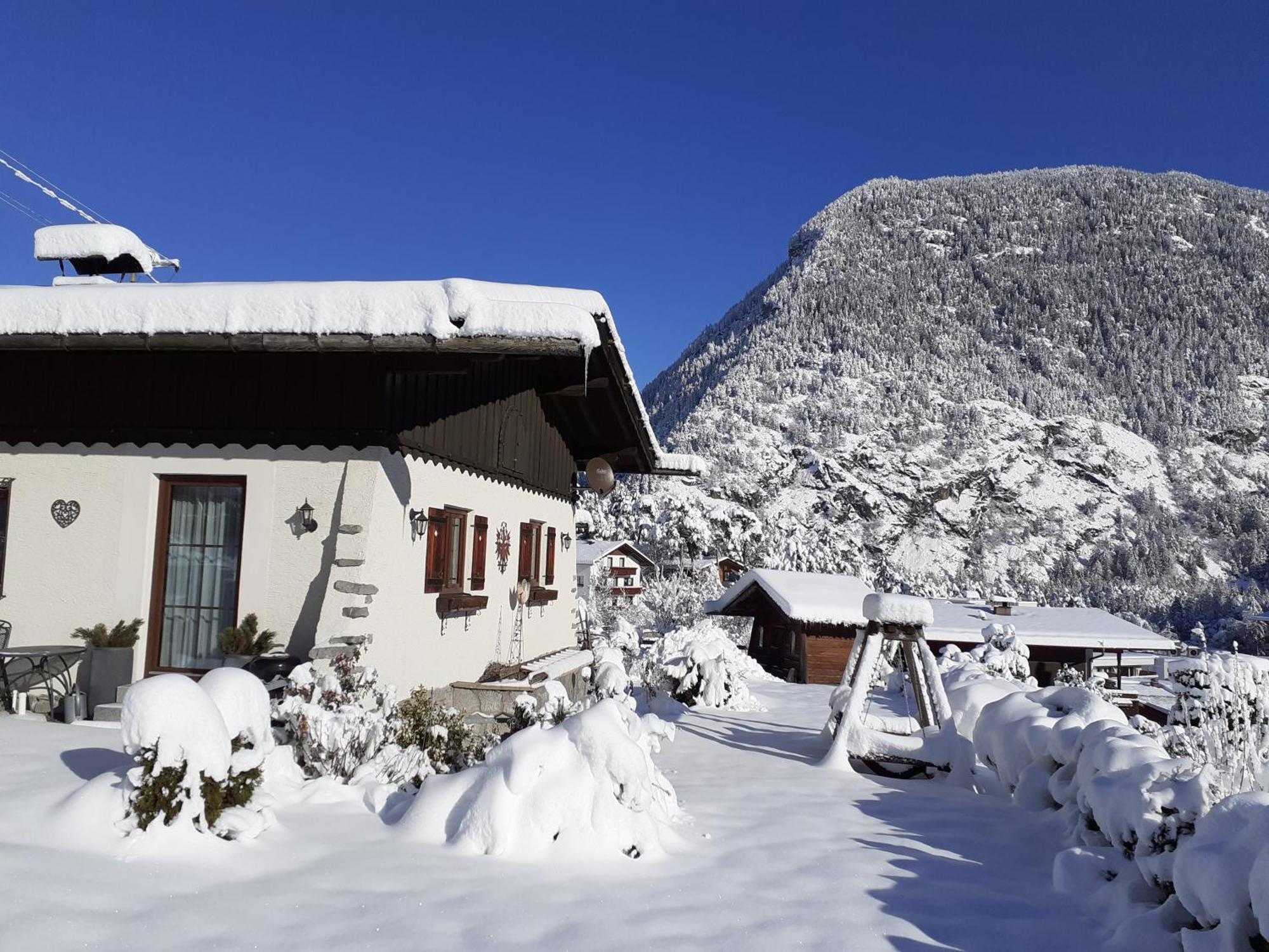 Ferienhaus Oetztal-Lodge Sautens Exterior foto